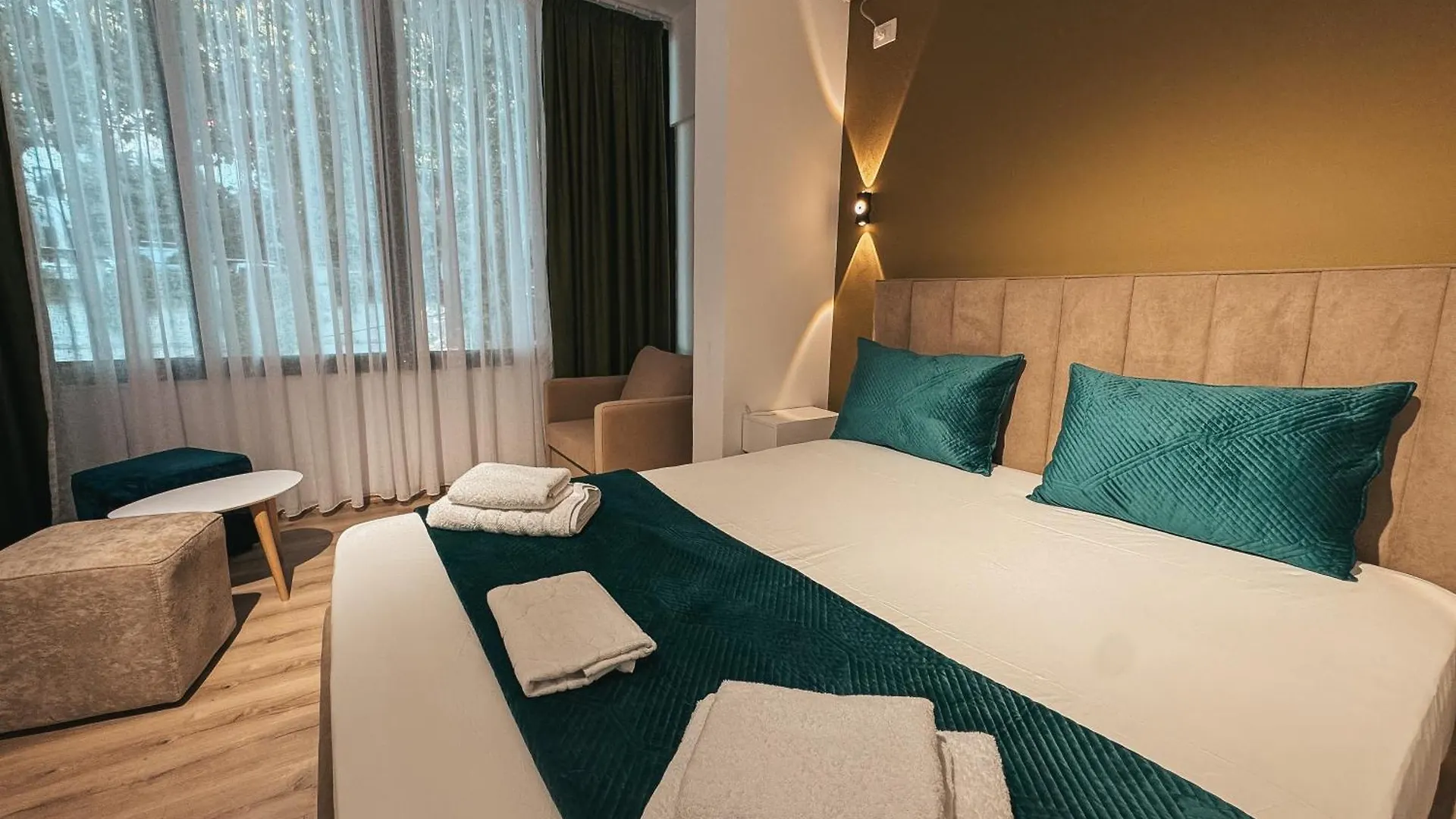 Relaxx Apartment & Hotel Tirana